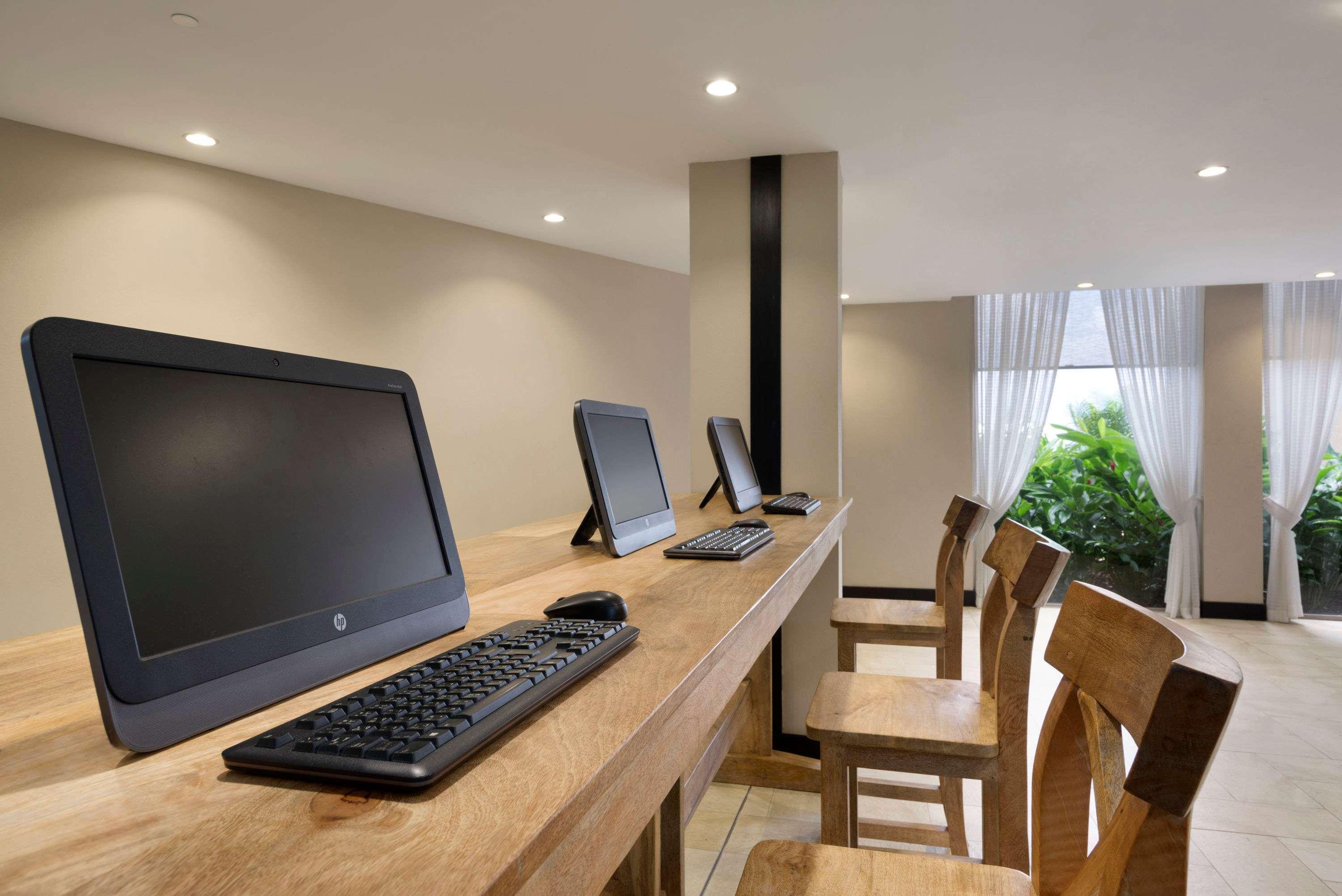 Ramada Resort By Wyndham Dar Es Salaam Luaran gambar