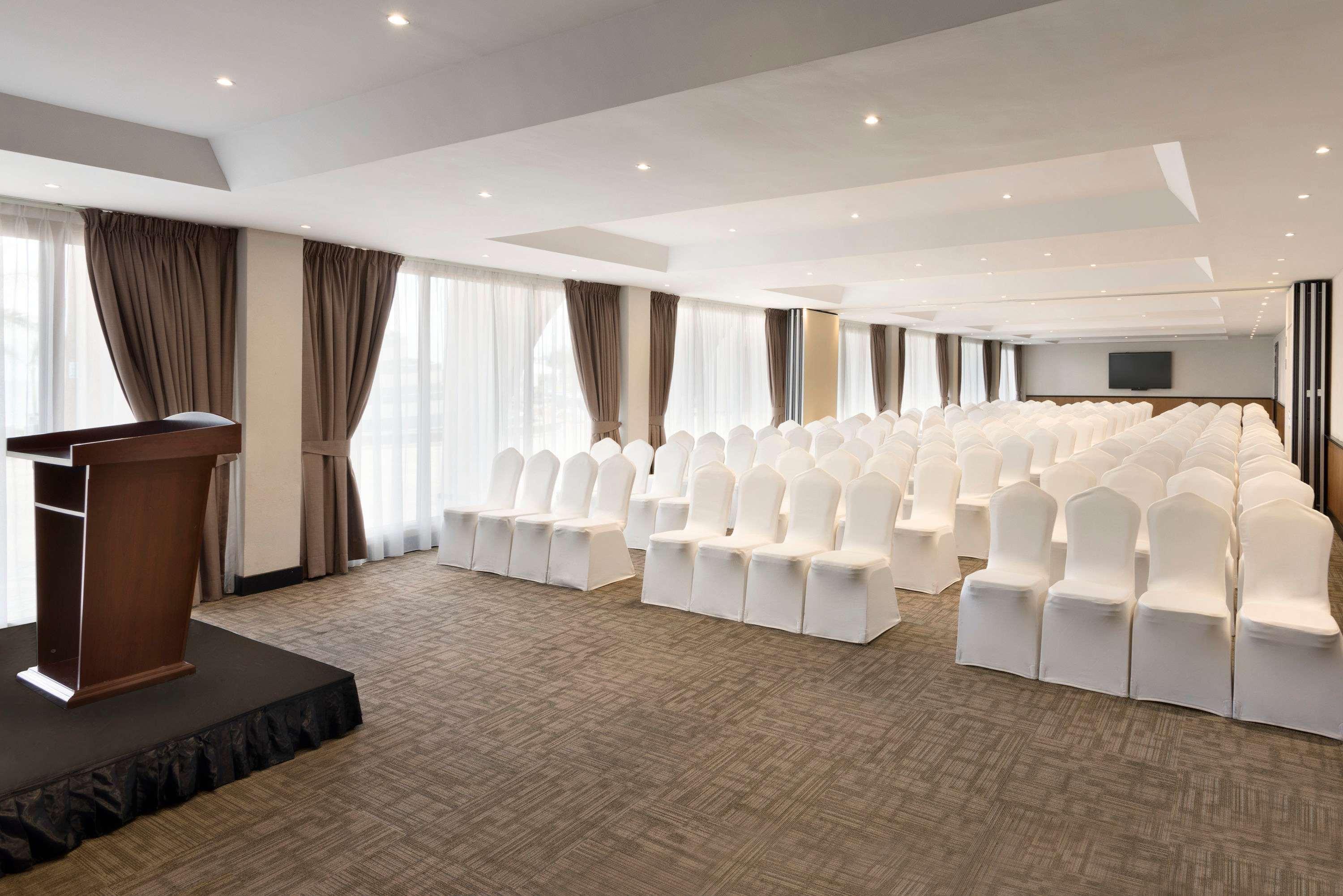 Ramada Resort By Wyndham Dar Es Salaam Luaran gambar